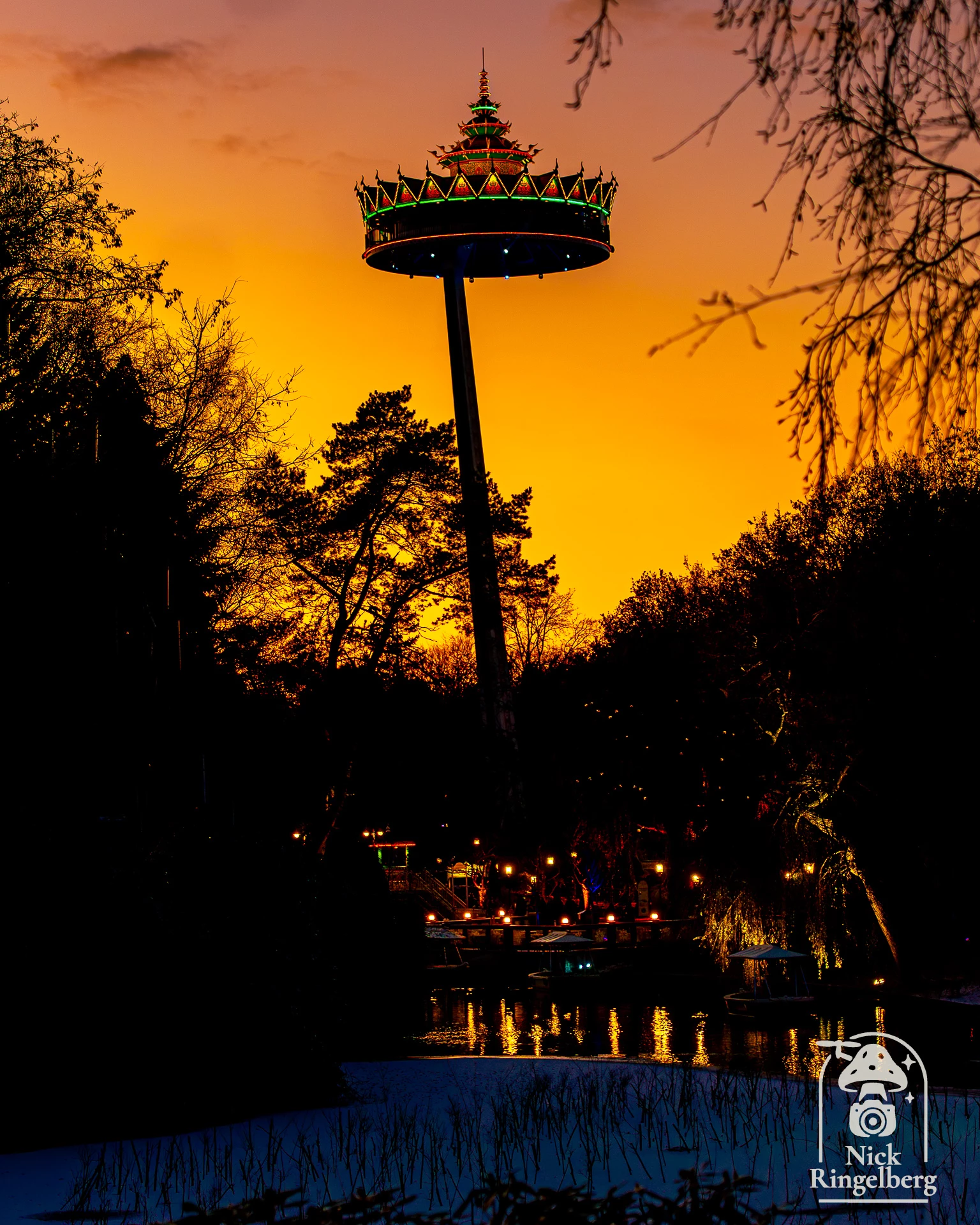 De avond zon kan soms zo prachtig zijn. ❤️ #efteling #themeparks #sunset #zonsondergang #brabant