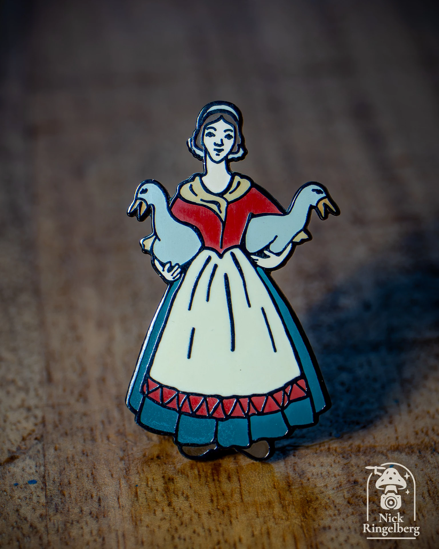 Weer een stel pins! Volgensmij vind ik dit een hele mooie serie! #efteling #pin #pinverzameling #themeparks #pincollection