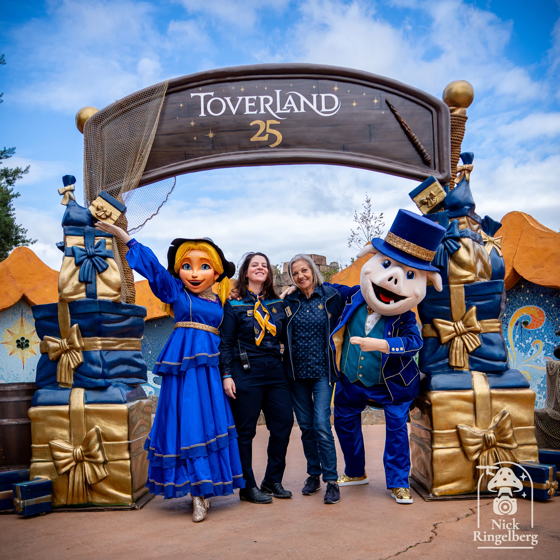 Toverland 25 jaar ❤️ #toverland #toverland25 #themepark #pretpark #limburg
