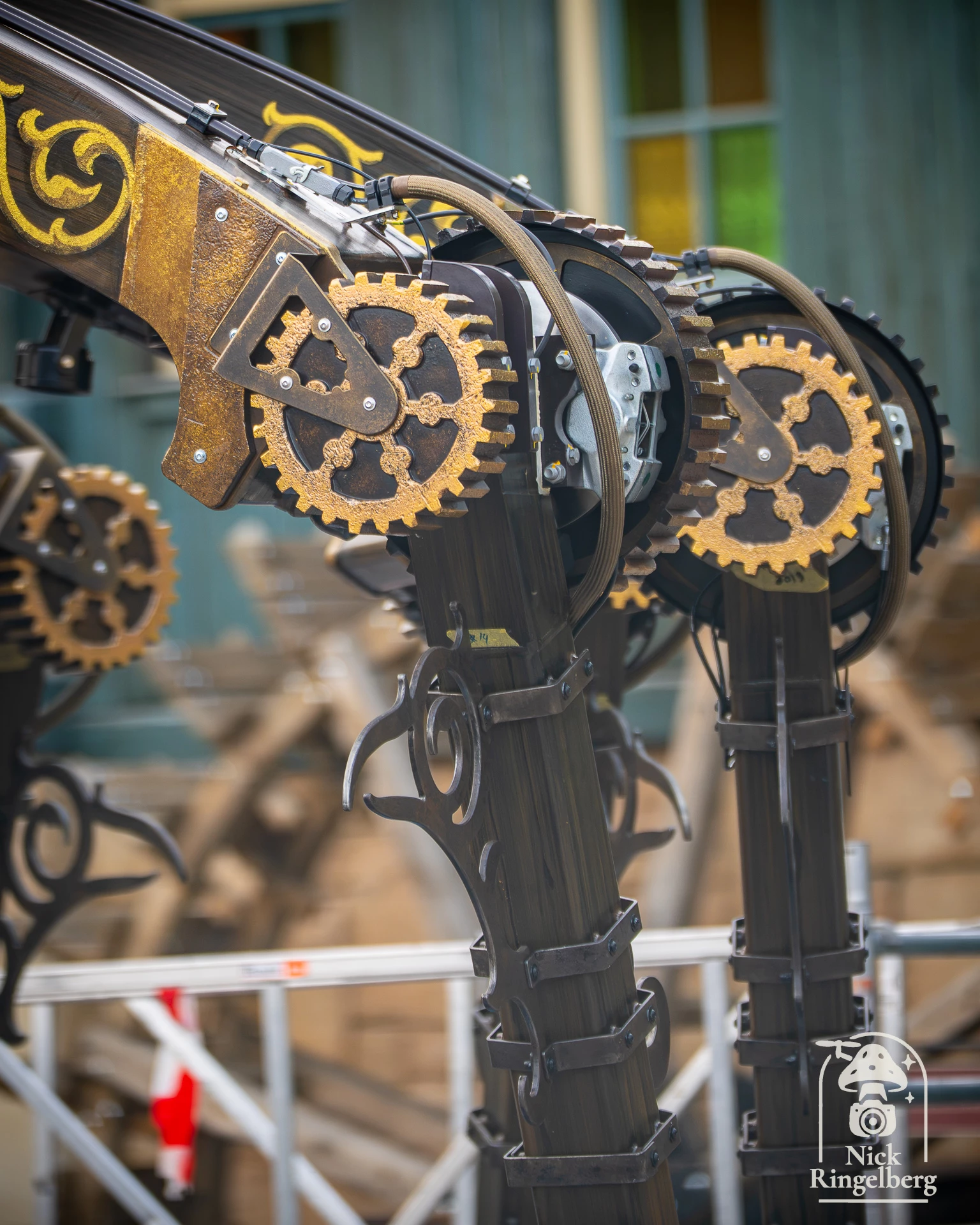 De Bevrijding Toiletten en Ravenring details. #efteling #kleineboodschap #themeparks