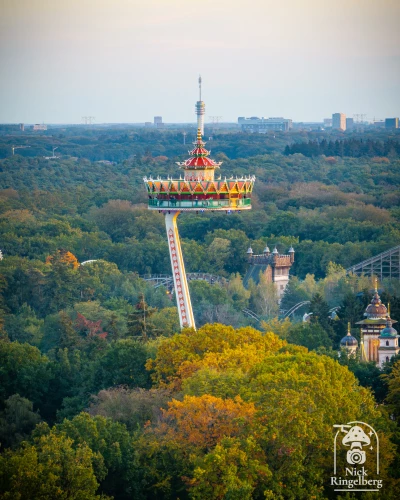 Er groeit een toren uit de pagode!

#efteling #pagode #tilburg #themeparks