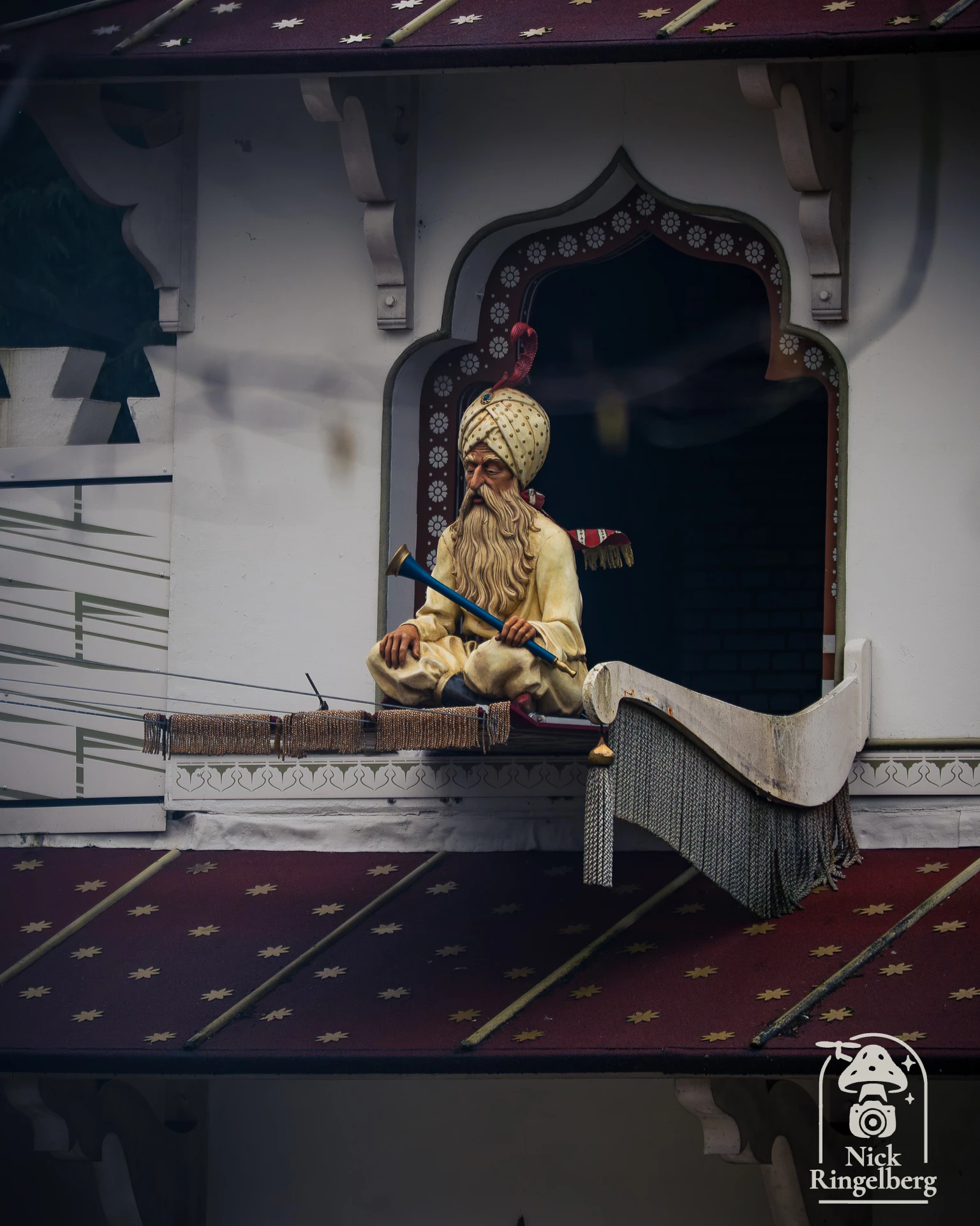De tuinman en de Fakir: detailfoto's, zoom mee ❤️ #efteling #fakir #detail #themeparks