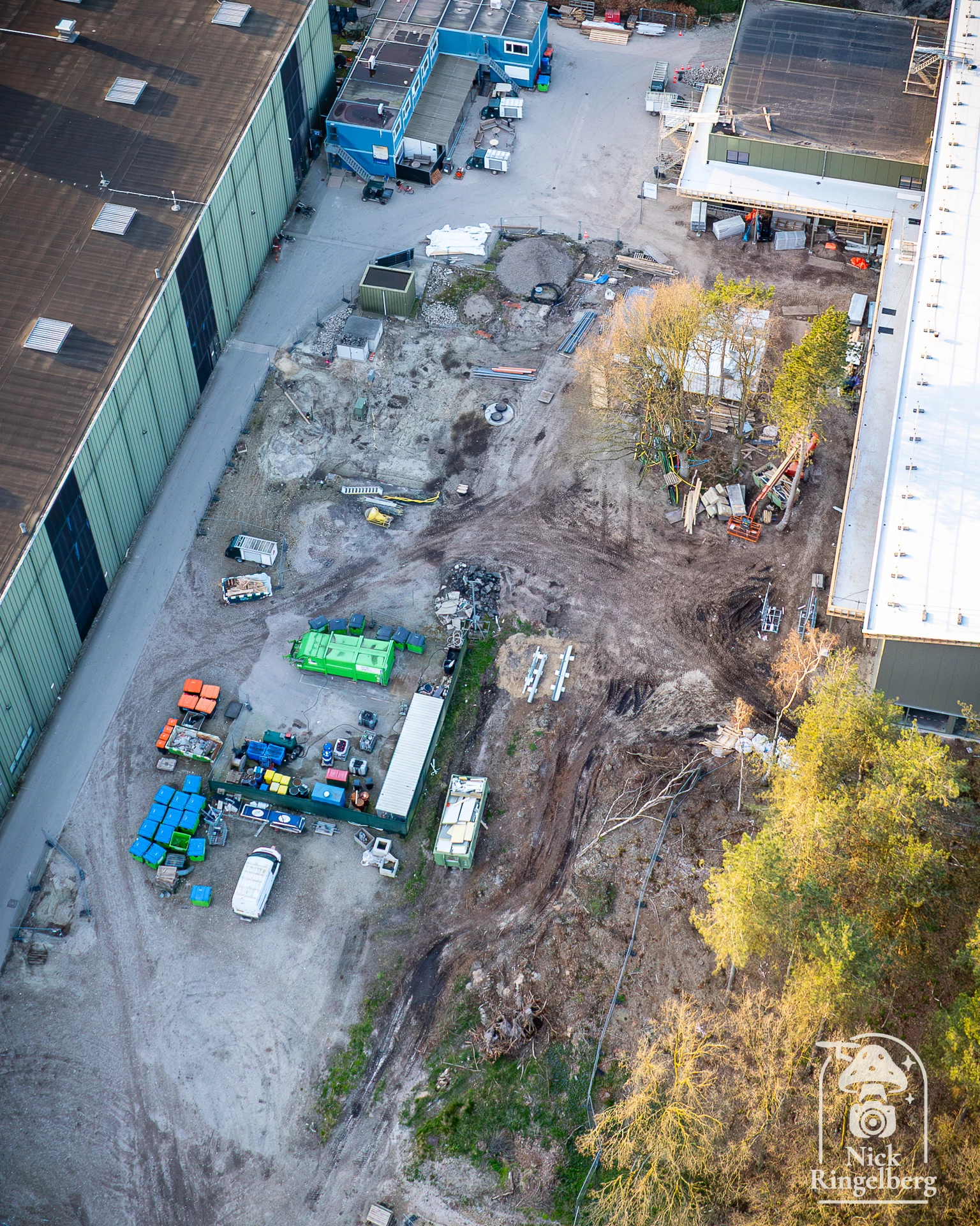 Bouwupdate bij Toverland: de nieuwe werkplaats van de Technische Dienst krijgt al steeds meer vorm. #Toverland #themeparks #bouwupdate