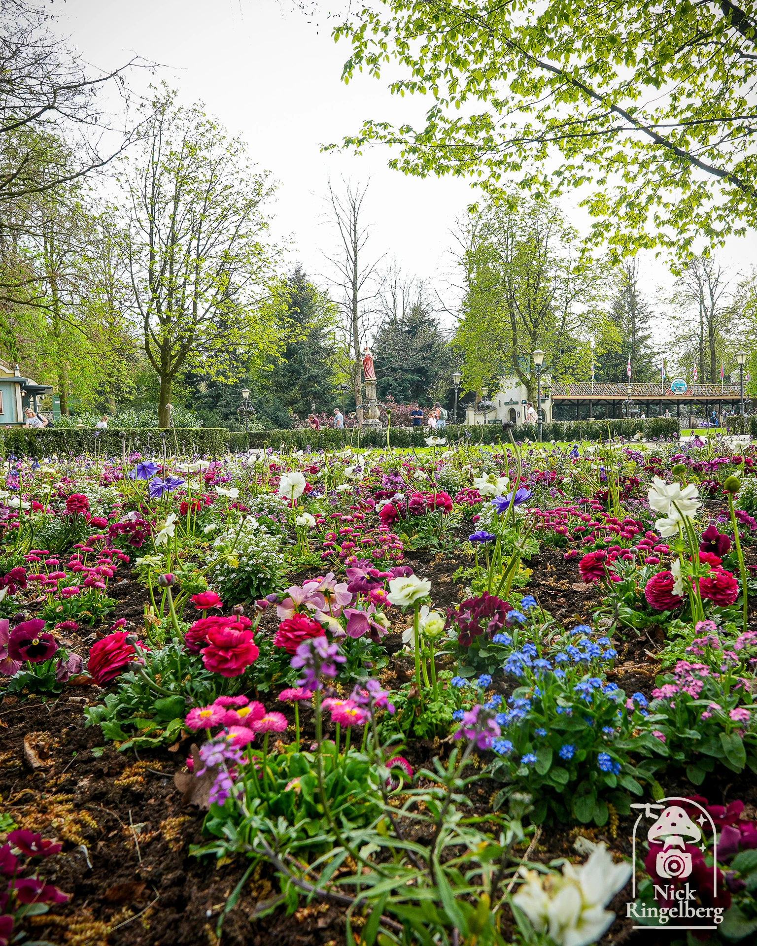 Lente in de Efteling 🥳❤️ #efteling #lente #vliegendehollander #themeparks #brabant