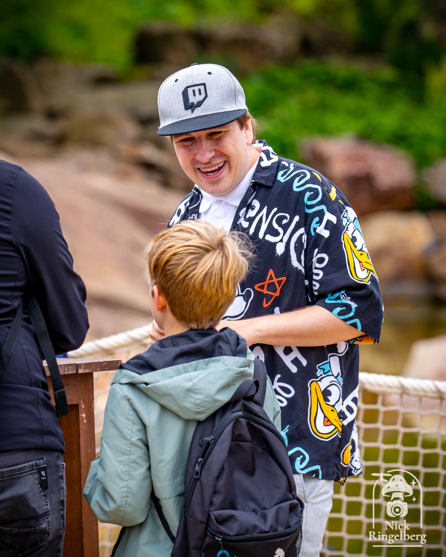 Bij Toverland even gekeken bij de Theme Park Fan Corner. Daar kon je 3 kanalen vinden, #ThemeParkLateNight, #DavincstyleGames & #ThrillsTastic #toverland #themeparks