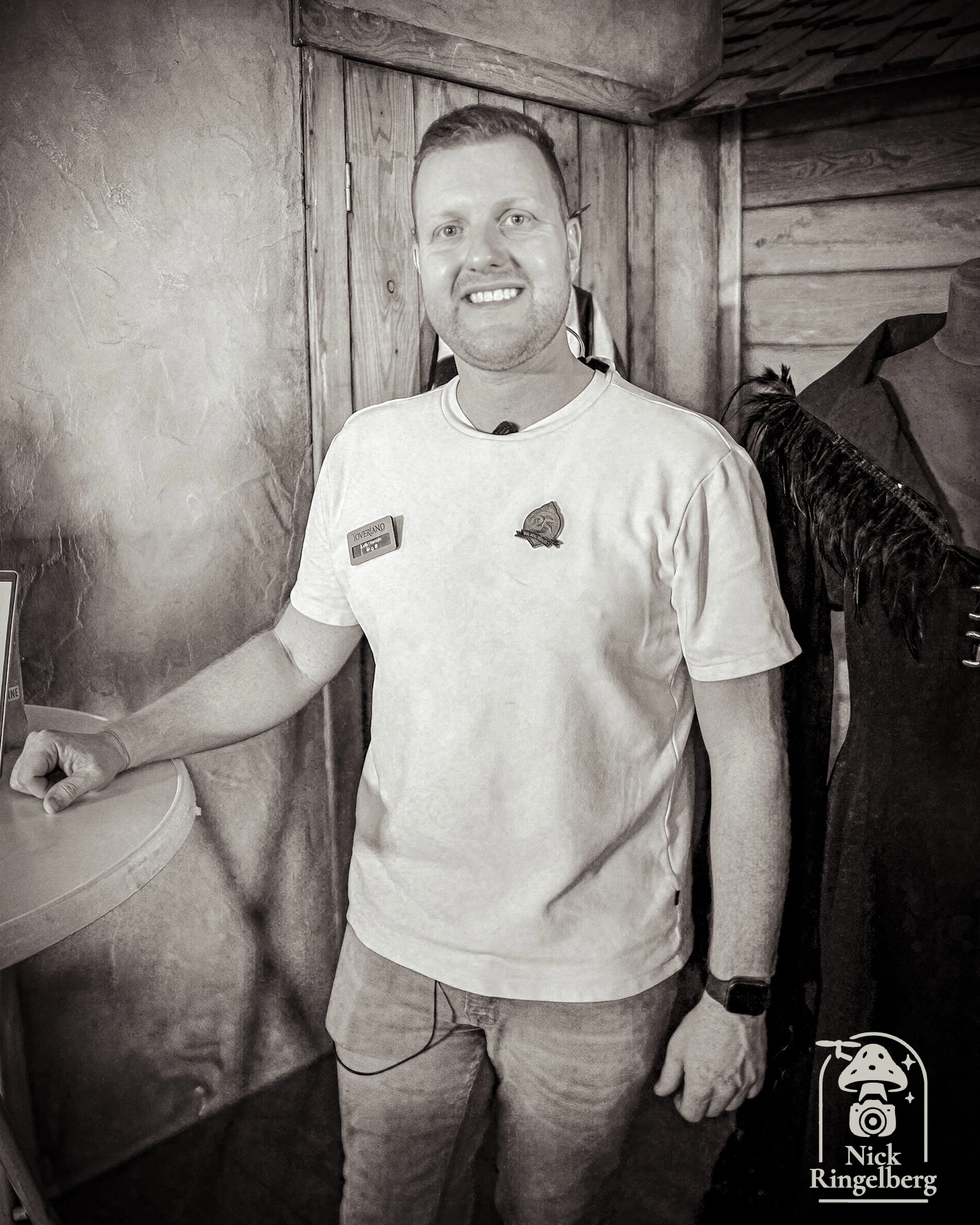 Meet de Legends van Toverland. Was erg leuk om een praatje met iedereen te mogen maken. Ga jij het Toverland 25 jaar boek kopen? #toverland #MeetdeLegends #themeparks #limburg