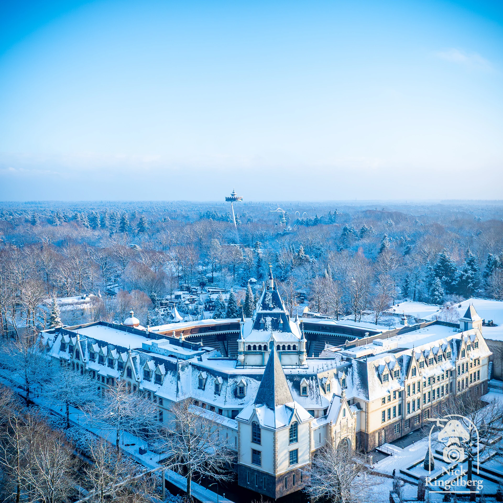 Wie heeft er al zin in de Winter Efteling 😱❤️ #efteling #winterefteling #themeparks #winter #snow