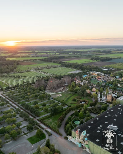 Toverland!

#toverland #themeparks #dronephoto #limburg