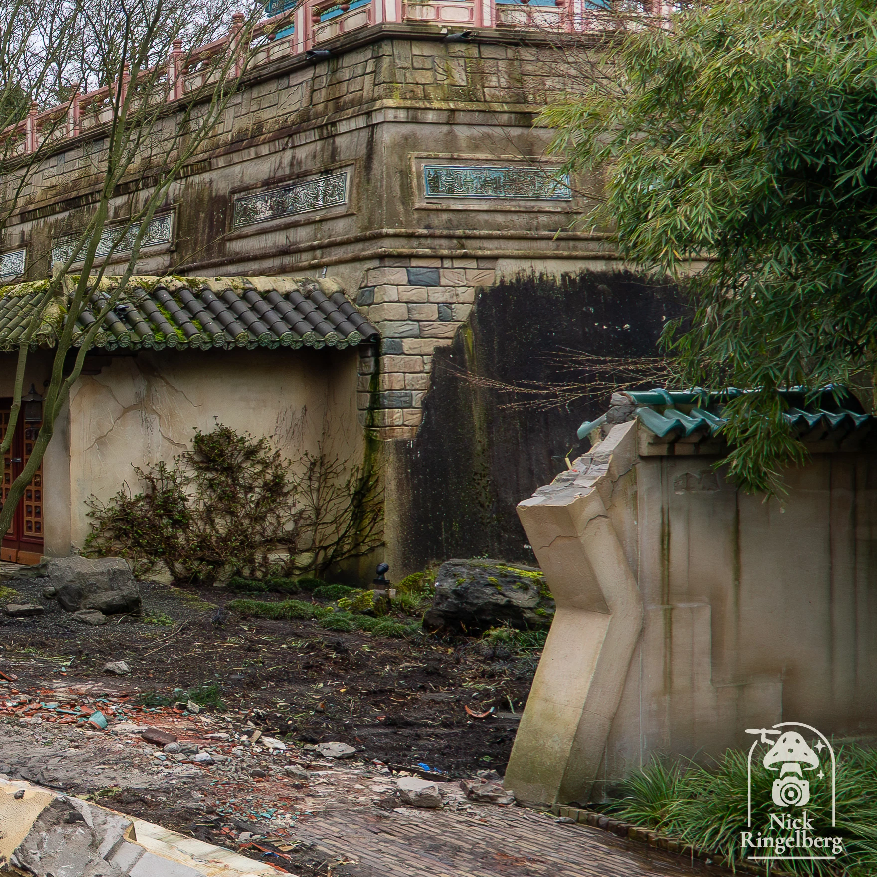 Achter De Chinese nachtegaal is weer flink wat groen verdwenen. #efteling #sprookjesbos #dechinesenachtegaal #bouwupdate