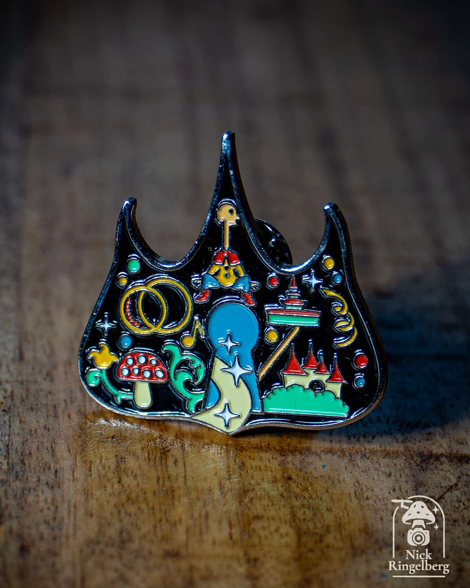 Weer 10 pins op de foto #efteling #pin #themeparks #collection
