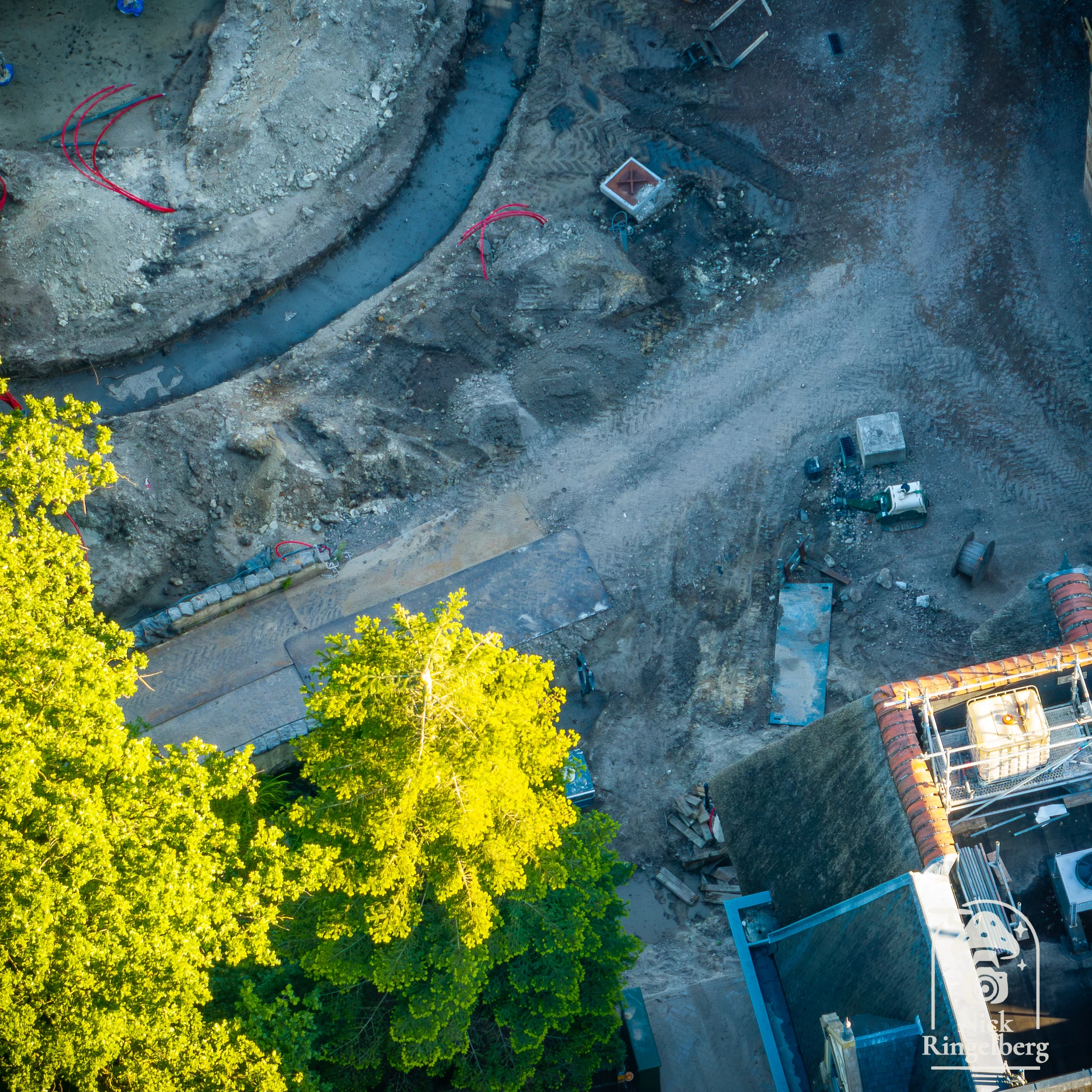 Ik zie een Ring. Ravenring bouwupdate! #efteling #bouwupdate #themeparks #droneparks #ravenring