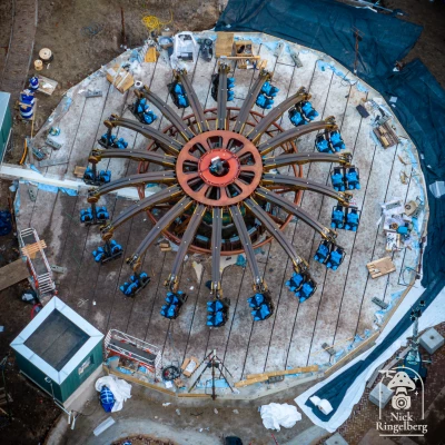 Smurfenring bouwupdate!

#efteling #ravenring #themeparks #vekoma #bouwupdate