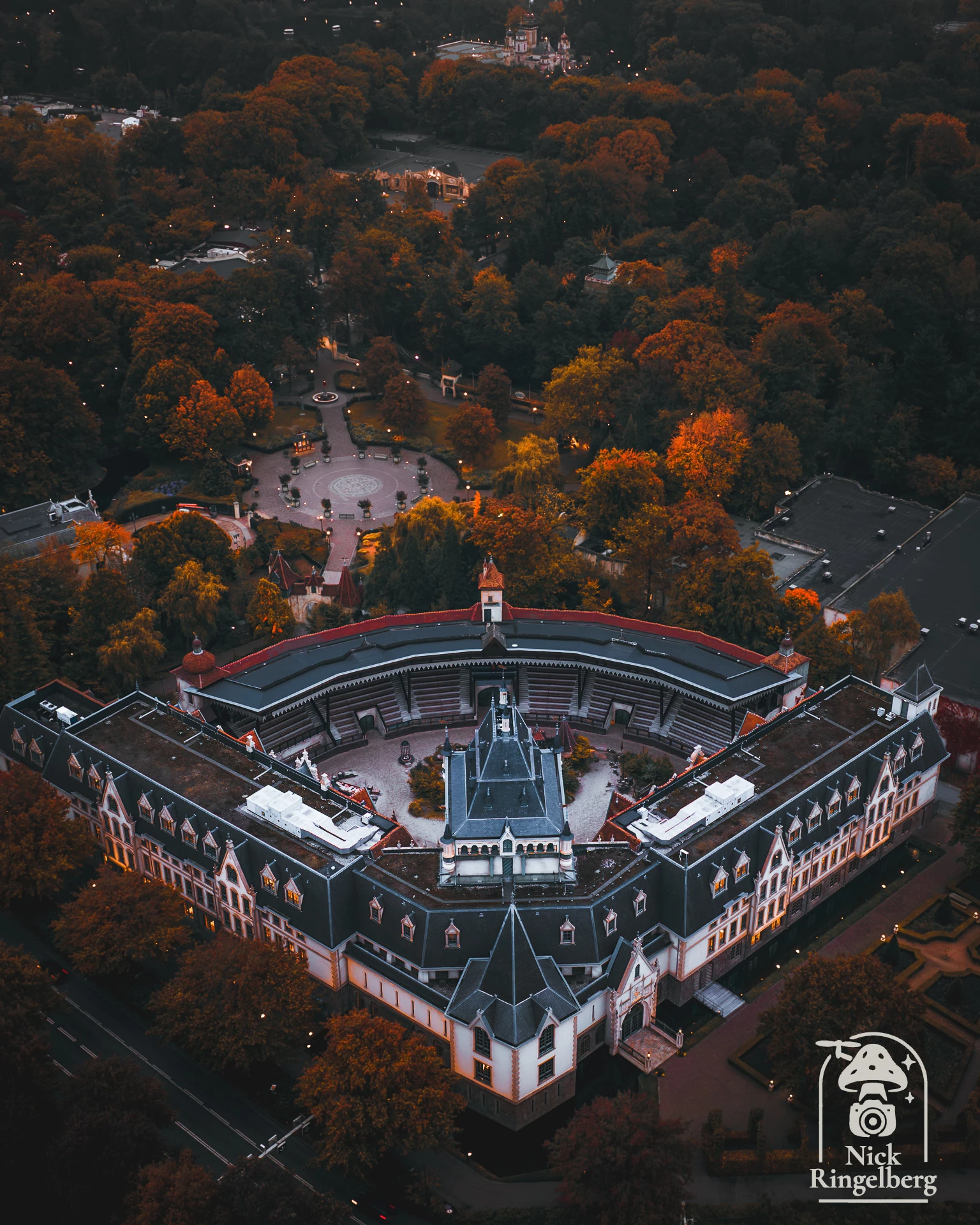 De Efteling in 10 foto's 😱❤️😄 #efteling #themepark #brabant #fun