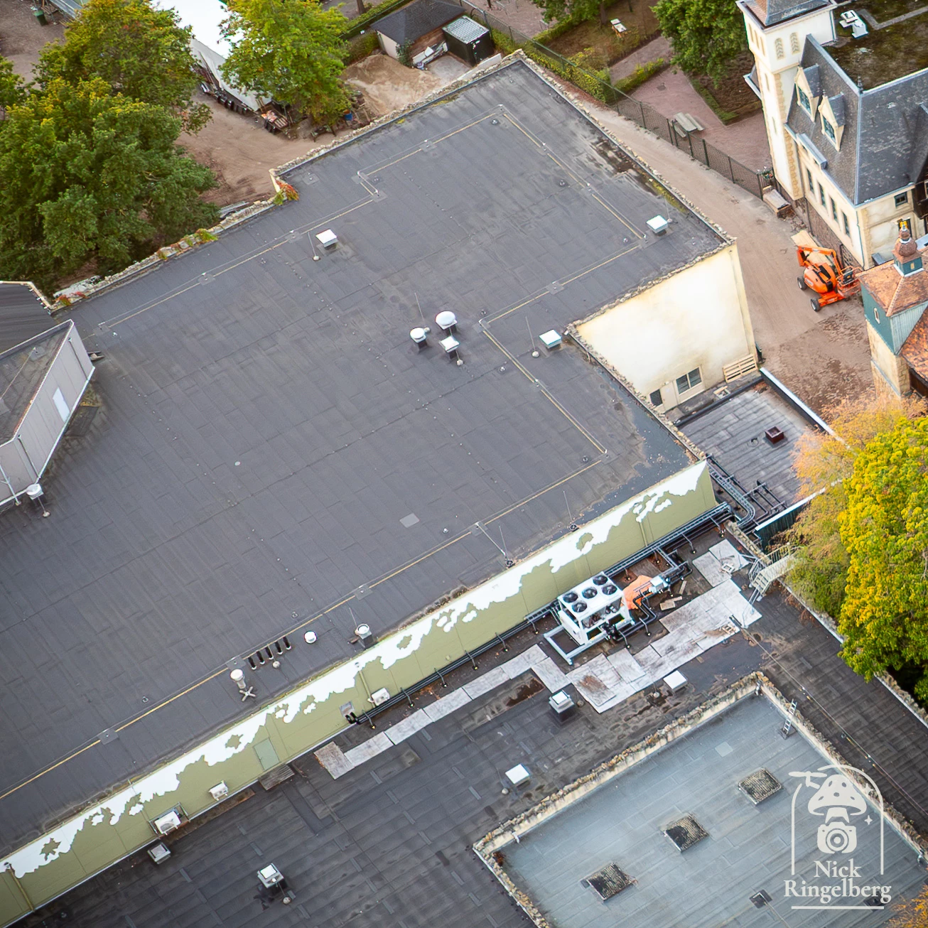 Nerdshot; het dat van droomvlucht heeft een hele installatie gekregen.

#efteling #droomvlucht #themeparks