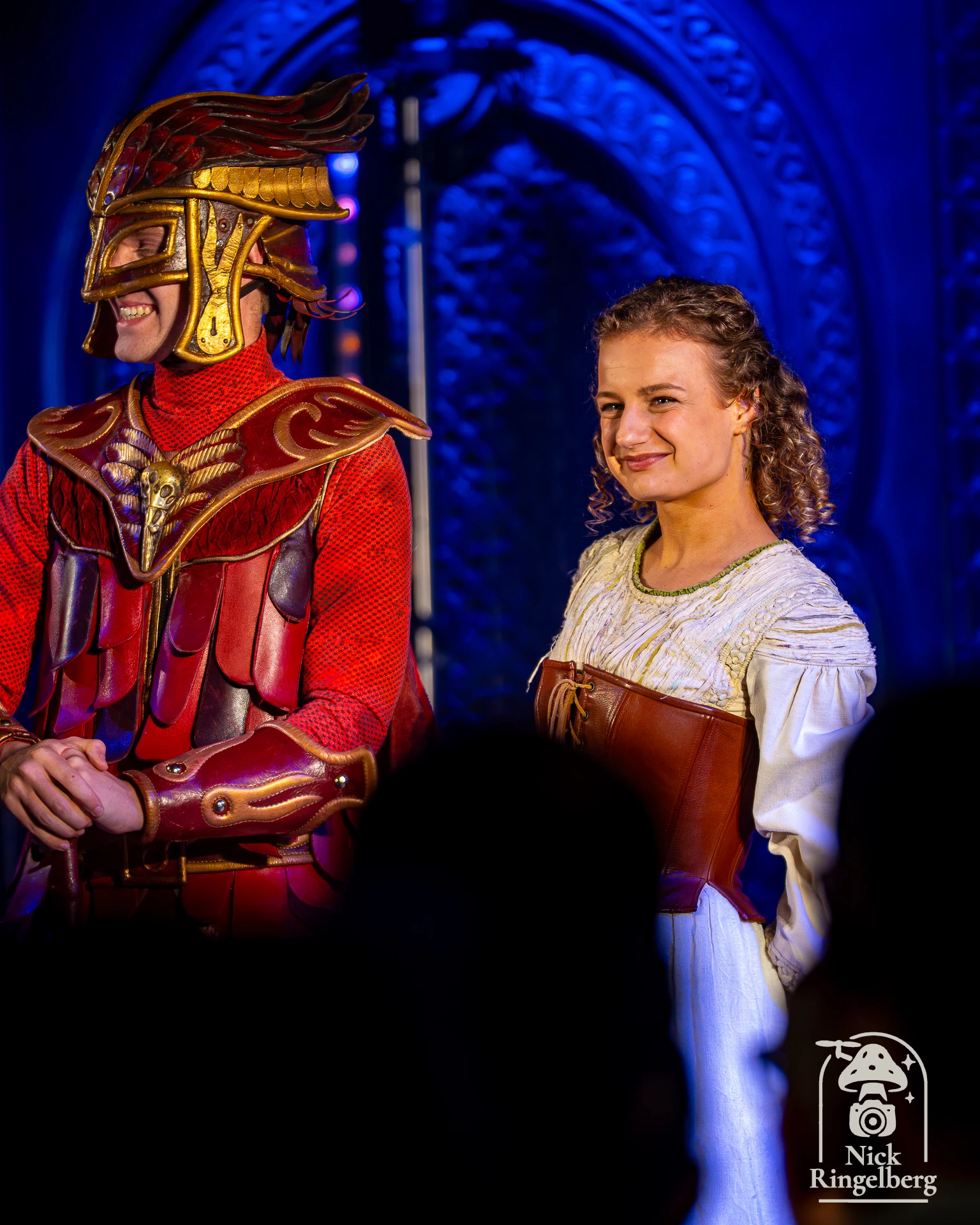 Bijna 9.000 mensen die hier inmiddels meekijken met mijn foto's, video's en alles rondom de Efteling en pretparken. Best een bijzonder aantal eigenlijk.

Nog een klein stukje te gaan naar de 9.000.

Waarom volg jij mij eigenlijk?

#efteling #eftelin