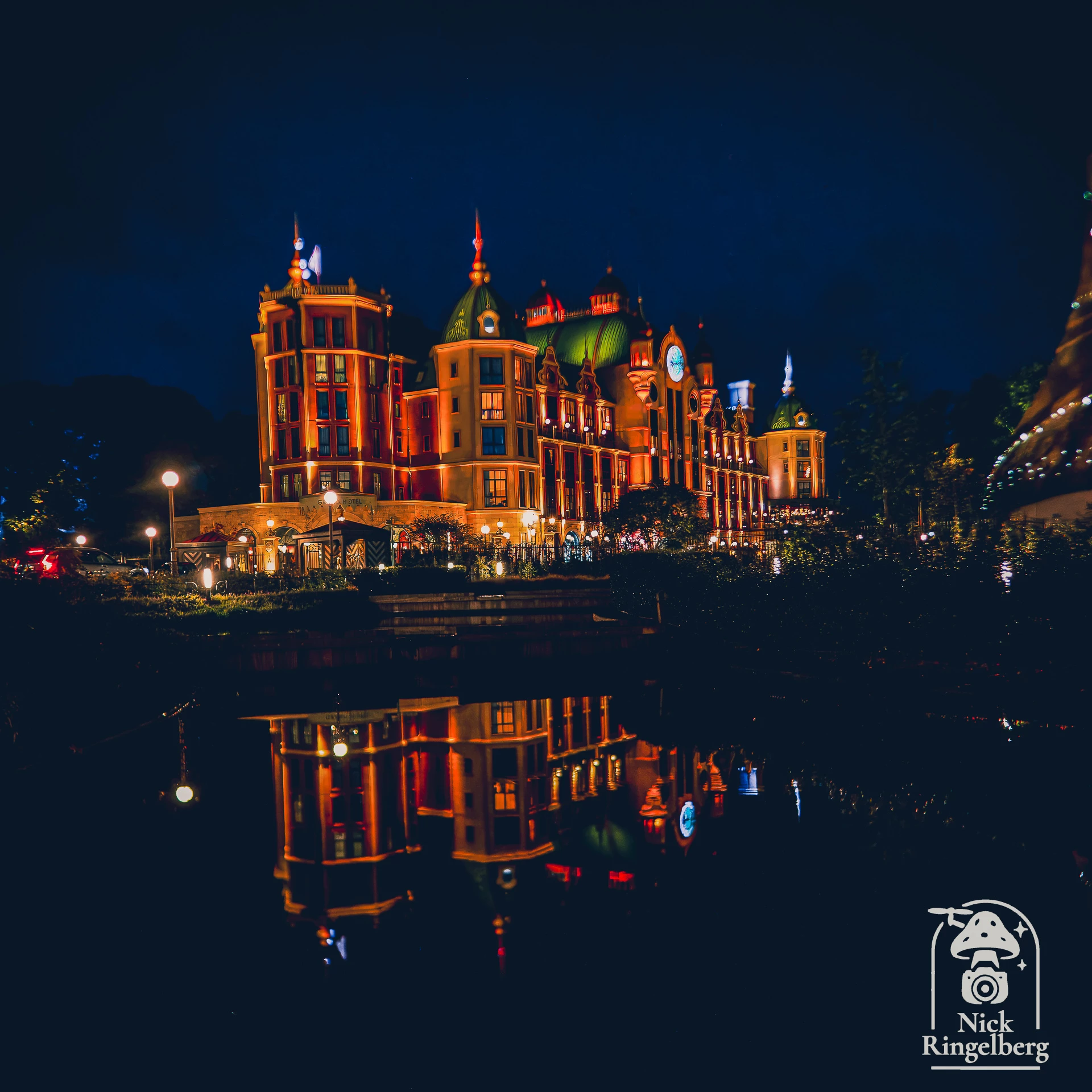Efteling Grand Hotel

🥳

#efteling #themeparks #hotel #kaatsheuvel