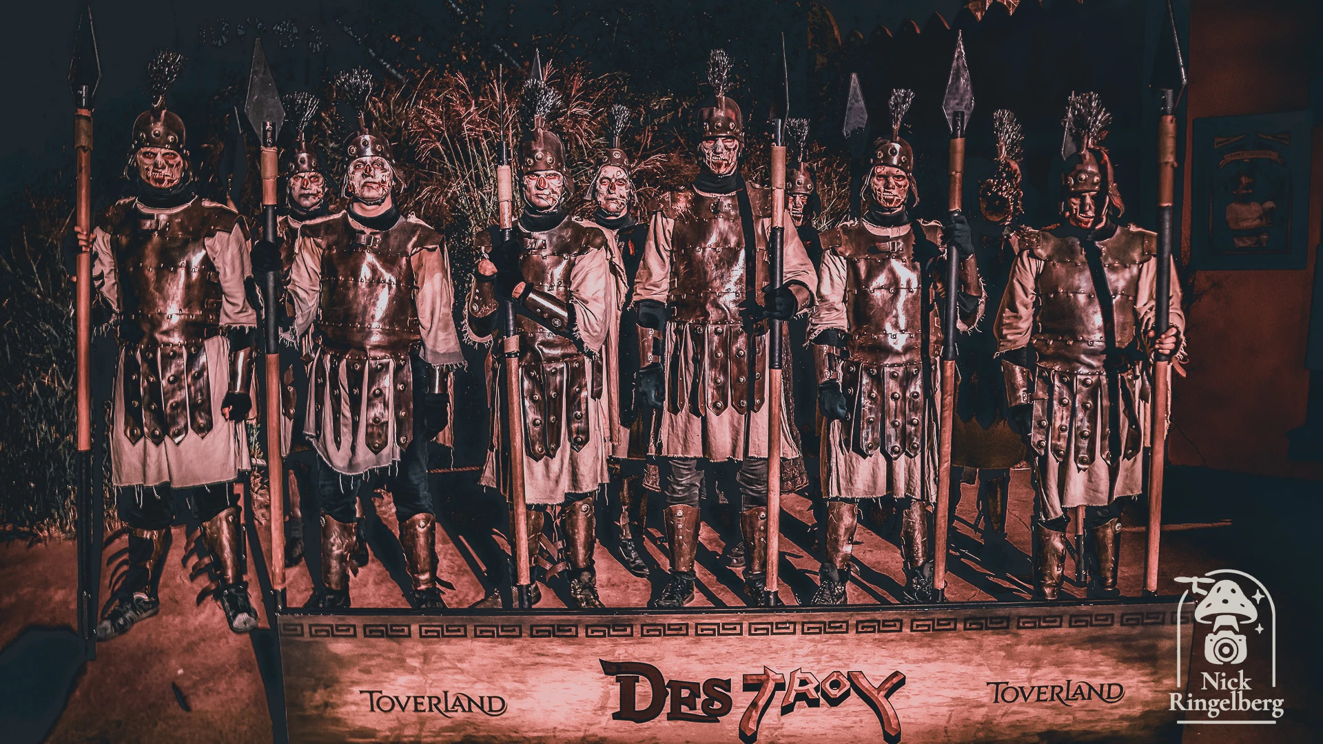 Destroy

#toverland #halloween #themeparks #limburg