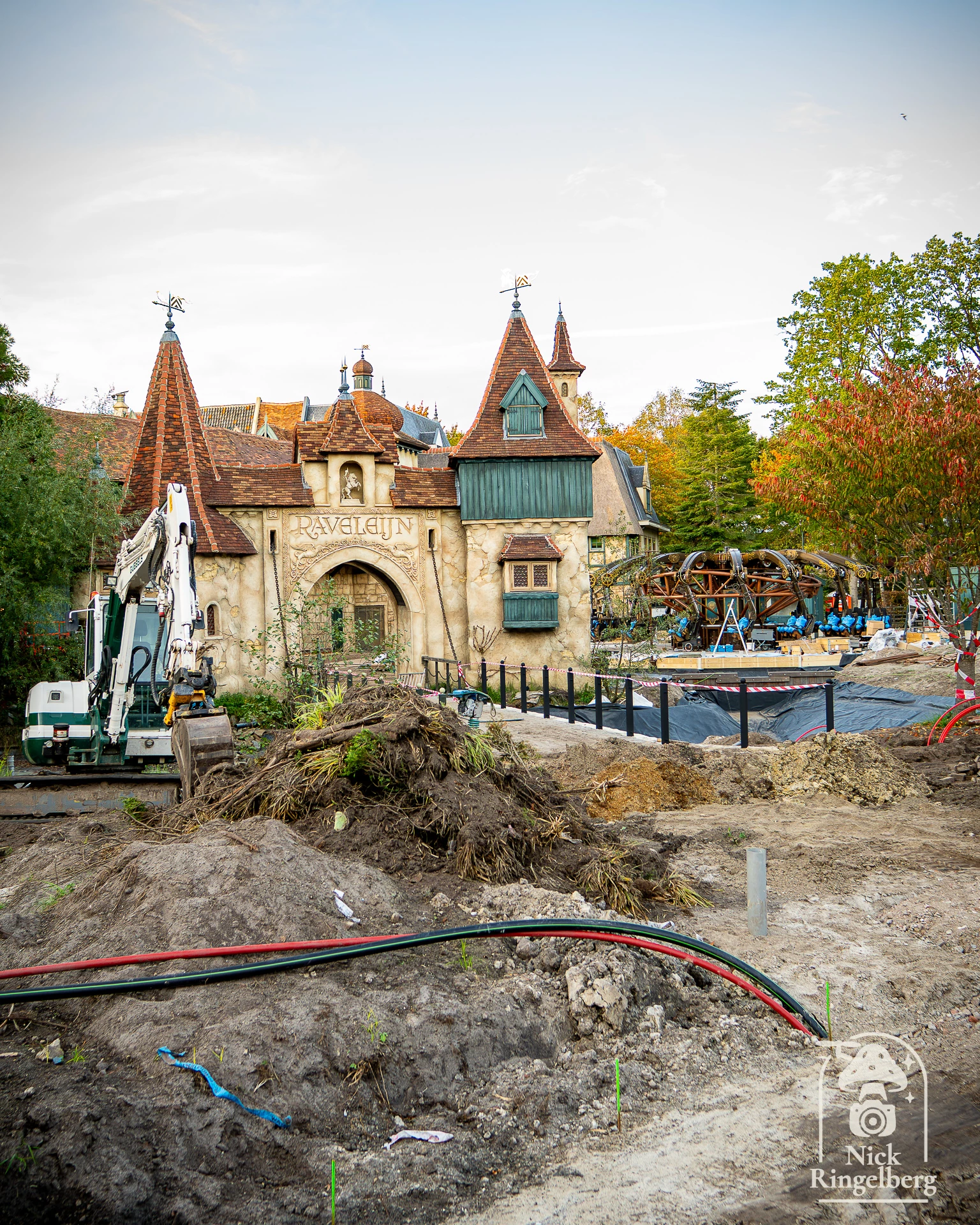 De Bevrijding Toiletten en Ravenring details.

#efteling #kleineboodschap #themeparks